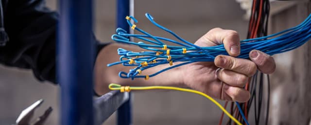 Structured Cabling Installation for IT Relocation in Ontario | CrownTECH®